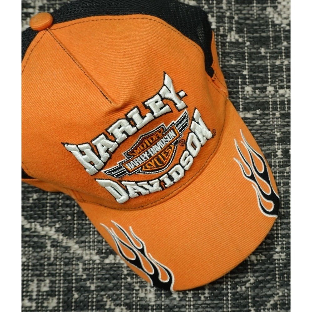 Vintage Y2K Harley-Davidson Snapback Cap Motorcycle Racing Flames‎ Embroidered